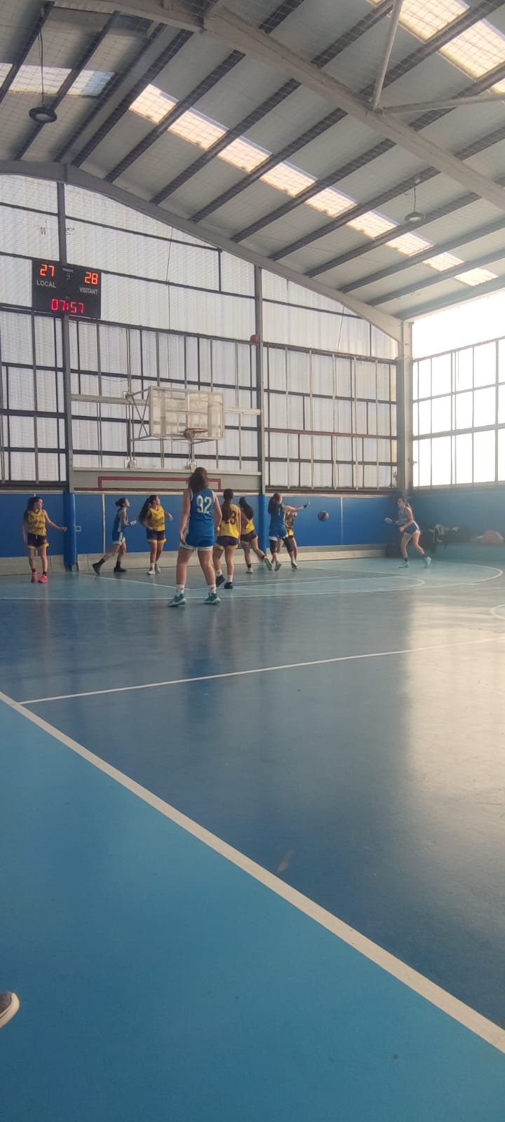 infantil blau femen